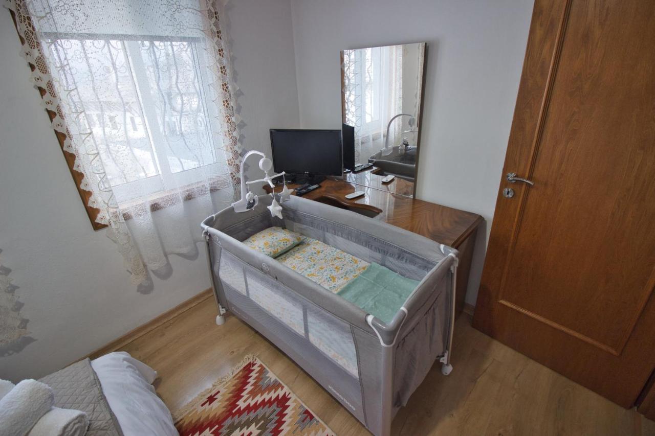 Apartamento Emblematic House 3 Gjirokastër Exterior foto