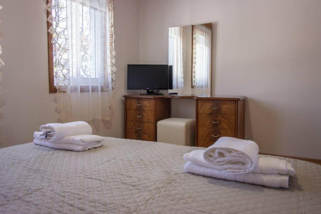 Apartamento Emblematic House 3 Gjirokastër Exterior foto
