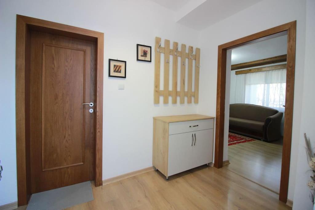 Apartamento Emblematic House 3 Gjirokastër Exterior foto