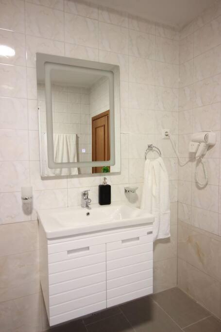 Apartamento Emblematic House 3 Gjirokastër Exterior foto